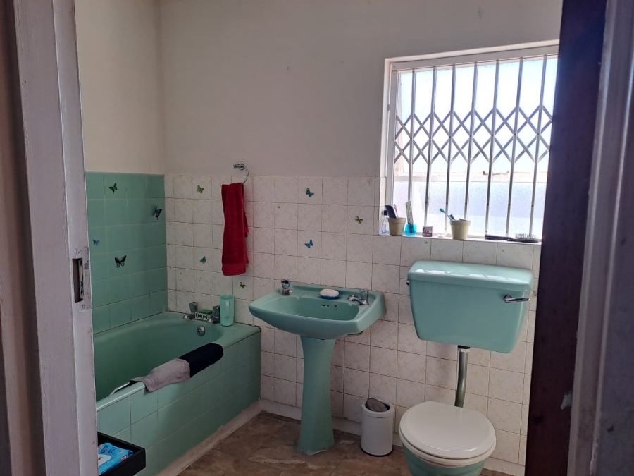 4 Bedroom Property for Sale in Morningside Eastern Cape